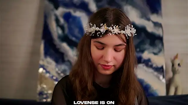 AmmieGerber online show from November 4, 1:53 am