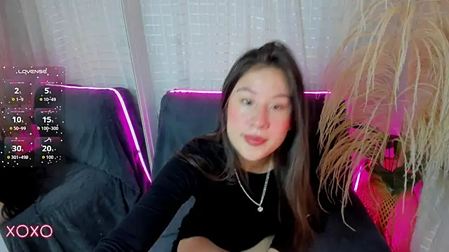 Snapshot of TamaraKarter chatting on November 27, 12:38 pm TamaraKarter online show from November 27, 12:38 pm