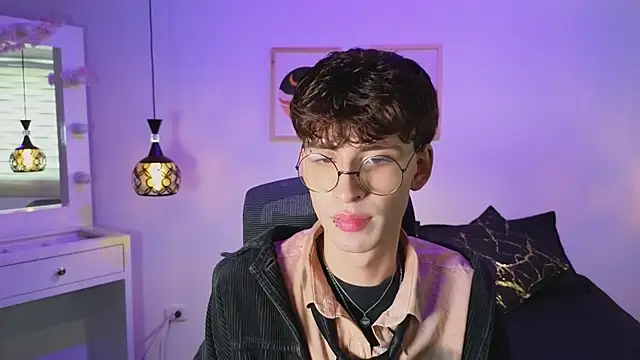 demianmoon online show from October 16, 12:13 pm