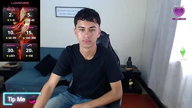 Snapshot of Alancum7 chatting on February 12, 12:49 pm Alancum7 online show from February 12, 12:49 pm