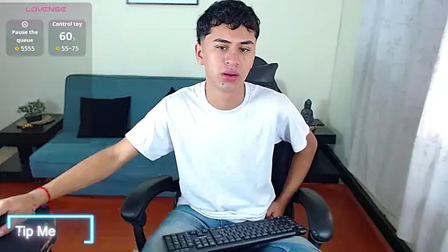 Alancum7 online show from April 10, 12:45 pm