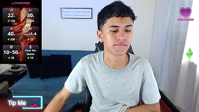 Snapshot of Alancum7 chatting on February 16, 12:48 pm Alancum7 online show from February 16, 12:48 pm