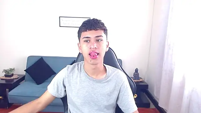 Alancum7 online show from December 18, 1:04 pm