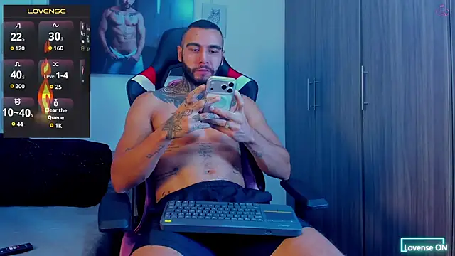 Danny Willson online show from March 18, 1:35 pm