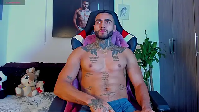 Danny Willson online show from April 19, 12:28 pm