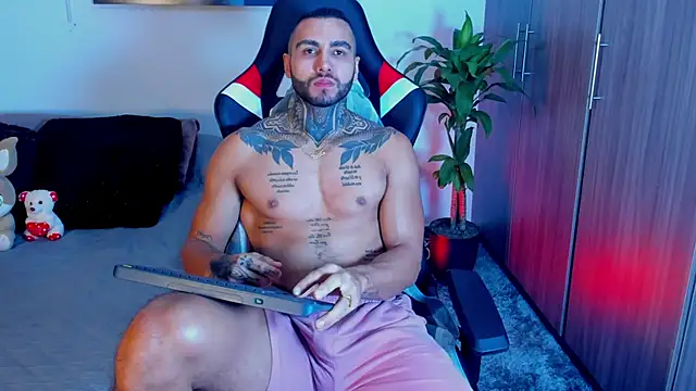 Danny Willson online show from March 28, 1:56 pm