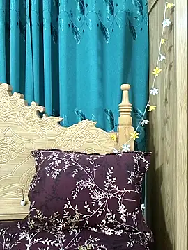Beauty Queen Soniya online show from April 20, 7:59 pm