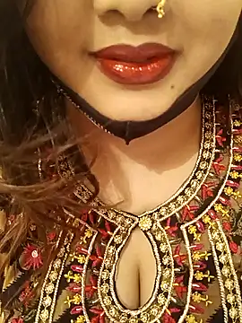 Beauty Queen Soniya online show from January 13, 3:38 pm