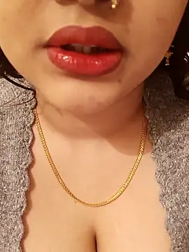 Beauty Queen Soniya online show from January 14, 8:34 pm