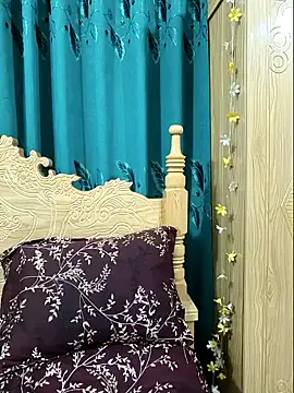 Beauty Queen Soniya online show from May 3, 11:52 pm