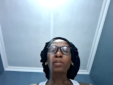 NaughtyCouga online show from March 27, 4:54 am