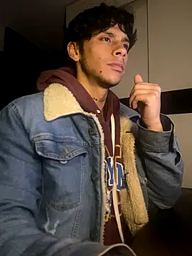 ErosDominant online show from November 18, 2:27 am