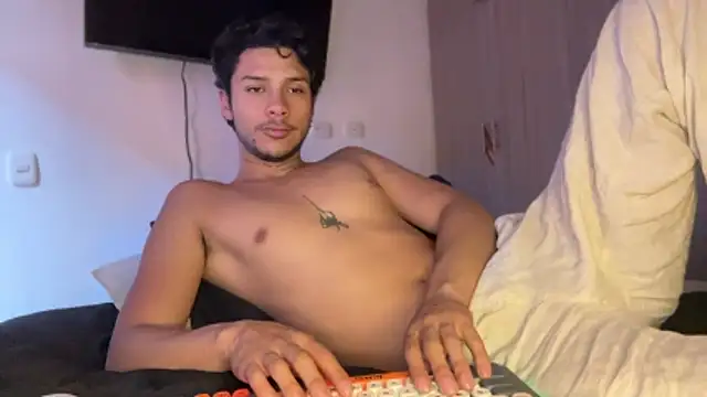 ErosDominant online show from April 18, 9:48 pm