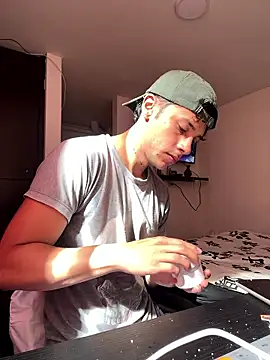 ErosDominant online show from January 13, 2:10 pm