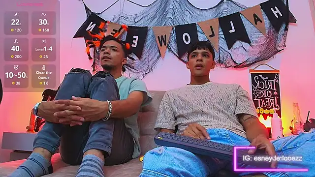 thomas elg online show from November 2, 4:28 am