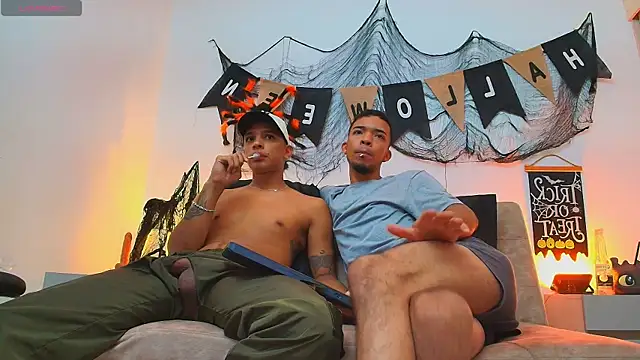 thomas elg online show from November 2, 10:59 pm