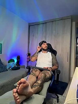 Dave-Max01 online show from November 27, 10:59 am