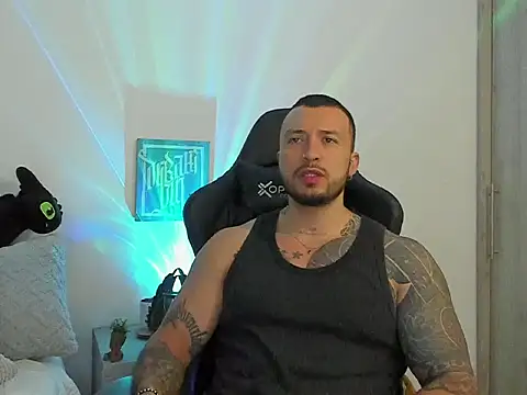 Dave-Max01 online show from October 26, 2:23 am