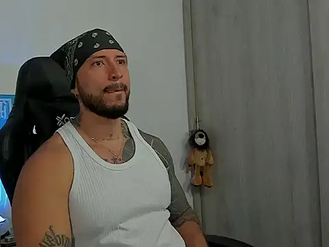 Dave-Max01 online show from October 6, 5:46 pm