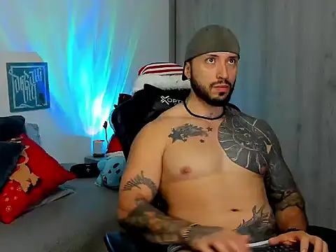 Dave-Max01 online show from December 3, 9:53 am