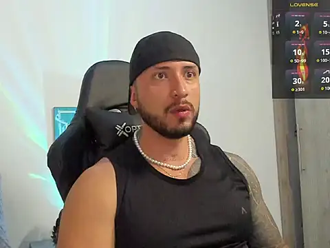 Dave-Max01 online show from October 15, 1:59 am