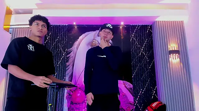  Gods of Olympus  online show from December 5, 4:44 am