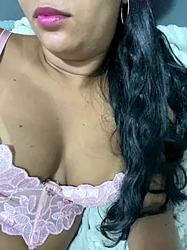 Brunamorenago online show from January 5, 8:34 pm