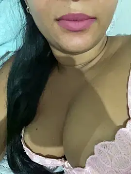 Brunamorenago online show from November 12, 2:54 pm