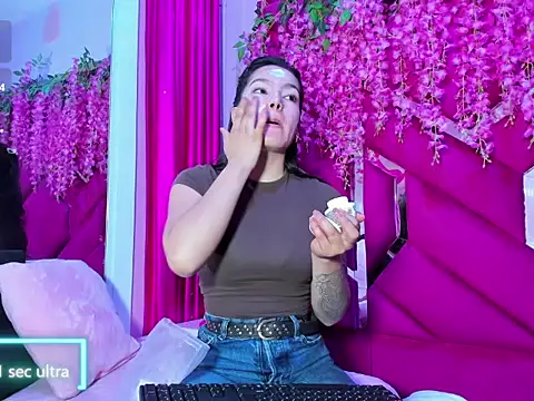 Gisell Squirt  online show from March 19, 1:11 pm