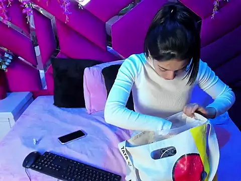 Gisell Squirt  online show from November 13, 12:09 pm