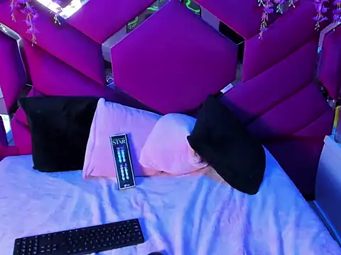 Gisell Squirt  online show from November 12, 12:20 pm