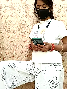 Snapshot of Payal_G chatting on October 9, 10:27 am Payal G online show from October 9, 10:27 am