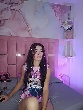 Isis Blaze online show from December 2, 3:07 am