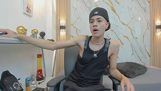 JacobBlackwell  online show from February 23, 7:47 pm