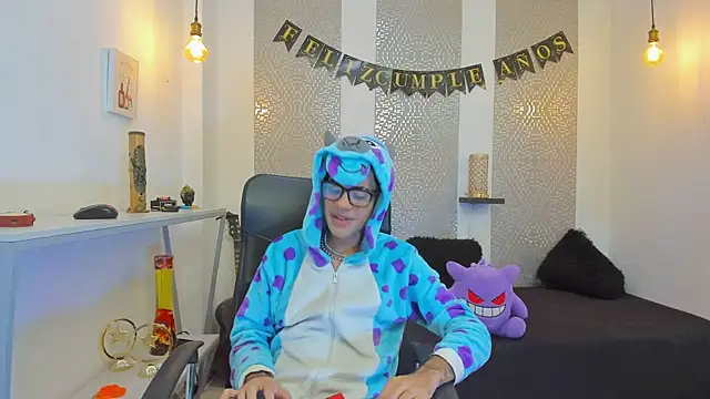 JacobBlackwell  online show from November 20, 7:25 pm