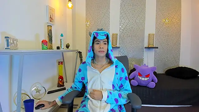 JacobBlackwell  online show from November 12, 7:29 pm