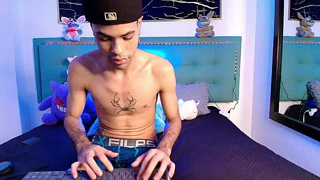 JacobBlackwell  online show from October 24, 8:24 am