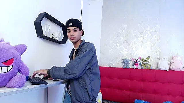 JacobBlackwell  online show from October 26, 7:09 am