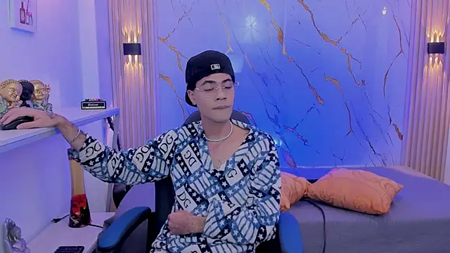 JacobBlackwell  online show from January 16, 7:29 pm