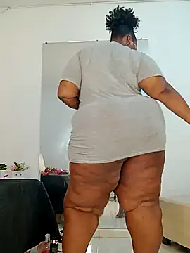 Bigasshott  online show from February 15, 8:41 pm