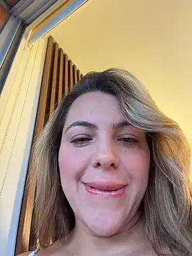 camila vanucci- online show from February 13, 11:32 am