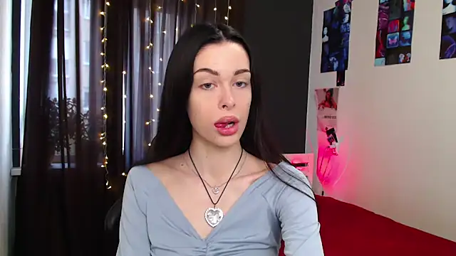 ariel is on vacation online show from October 17, 10:18 am