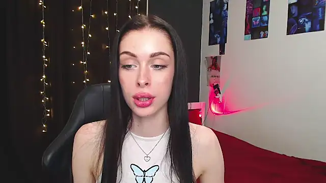 ariel is on vacation online show from October 14, 9:58 pm