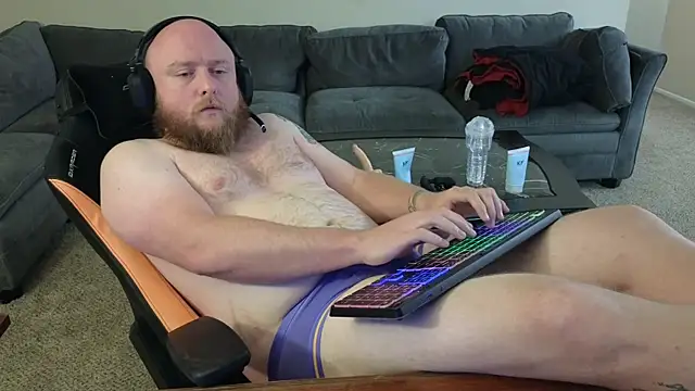 theballboy1 online show from November 15, 6:17 am