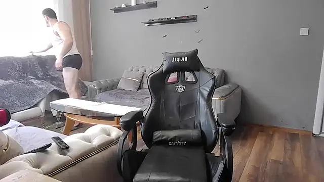 mastermute online show from February 11, 8:14 am