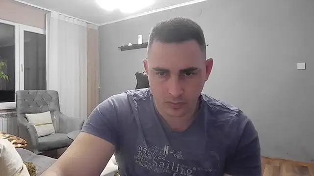 mastermute online show from April 3, 5:30 pm