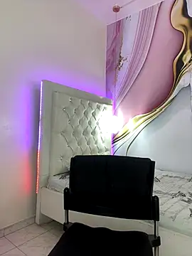 Snapshot of Luna_star3 chatting on December 3, 7:02 pm Luna star3 online show from December 3, 7:02 pm