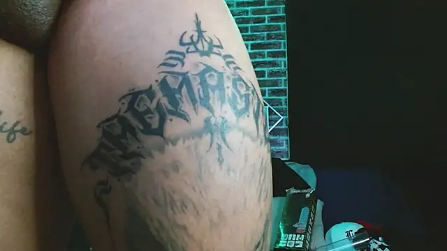 Snapshot of jordan_bigcock_ chatting on December 1, 6:47 am jordan bigcock online show from December 1, 6:47 am