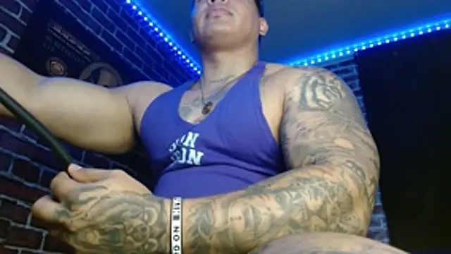 Snapshot of jordan_bigcock_ chatting on November 2, 7:52 pm jordan bigcock online show from November 2, 7:52 pm