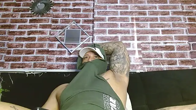 jordan bigcock  online show from May 28, 5:08 pm